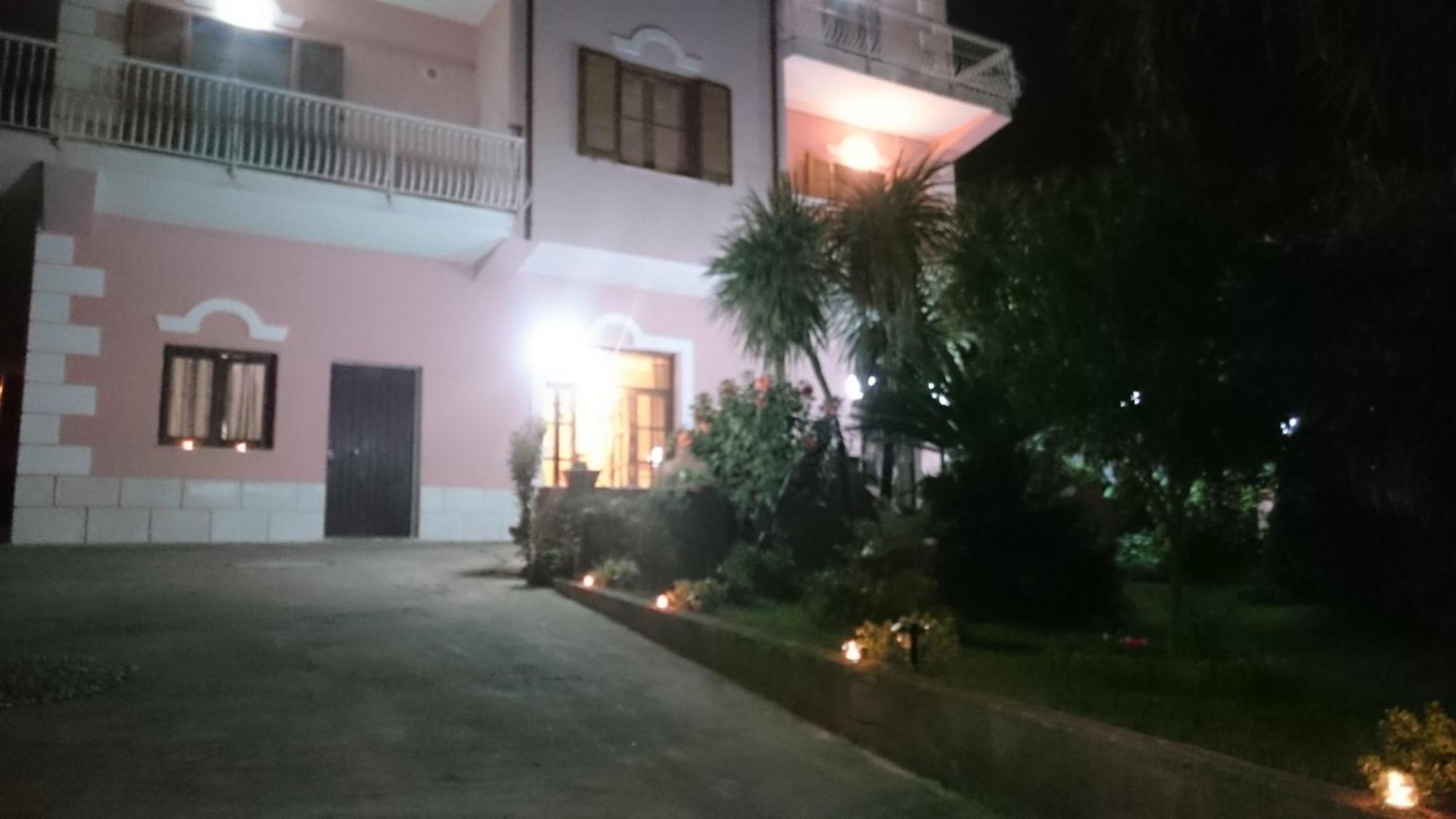 B&B Villa Del Sole Gizzeria Εξωτερικό φωτογραφία